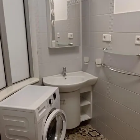 100mk2 Per Night דירה ורוצלב